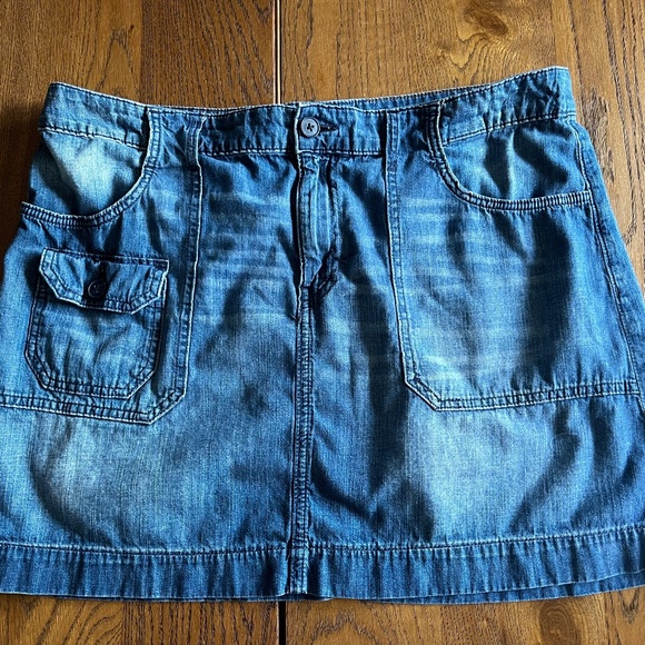Tommy Hilfiger Denim Skit - Picture 1 of 4